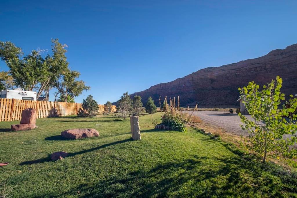 فيلا Redrock Moab Tiny House W Large Loft Site 8 المظهر الخارجي الصورة